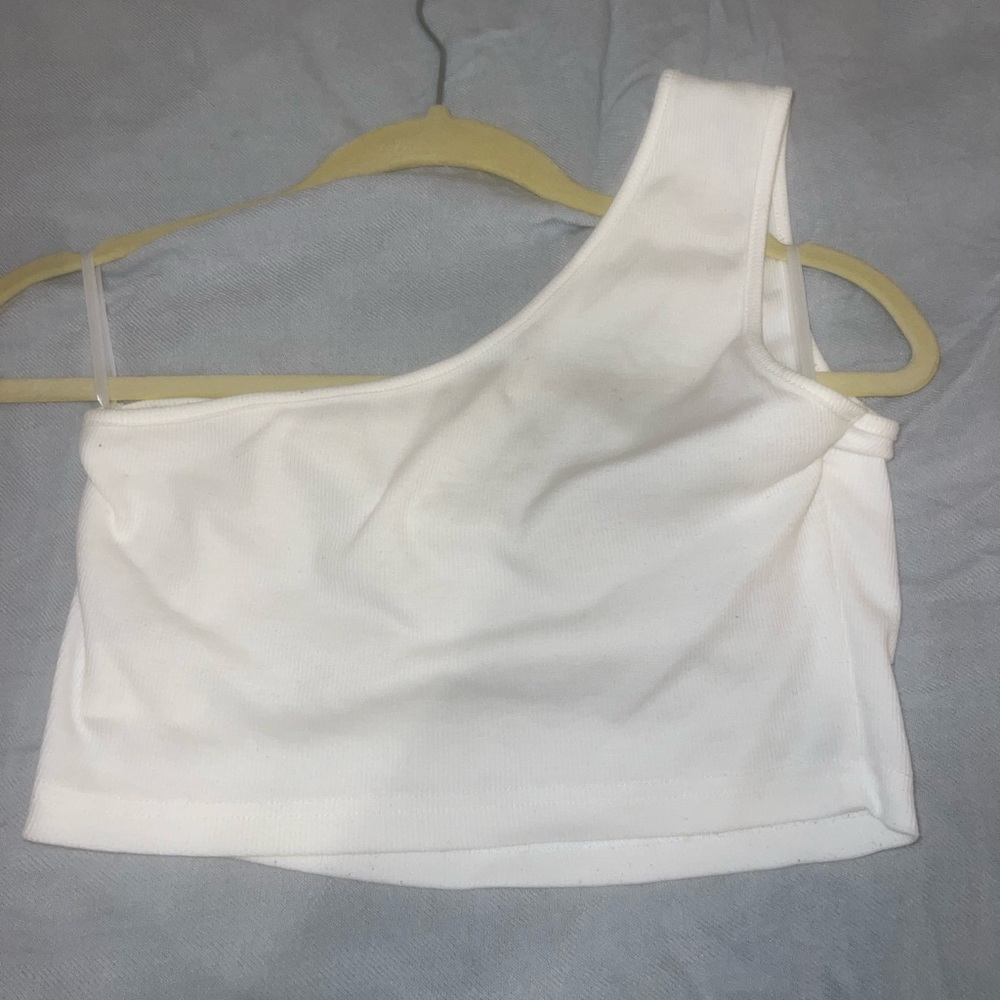 White One-Shoulder Crop Top